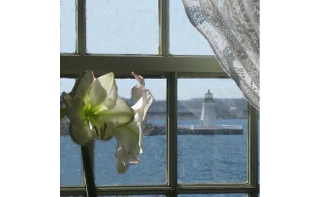 Lighthouse window | Newport Inns of Rhode Island