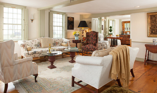 Simeon Potter Living Room | Newport Inns of Rhode Island
